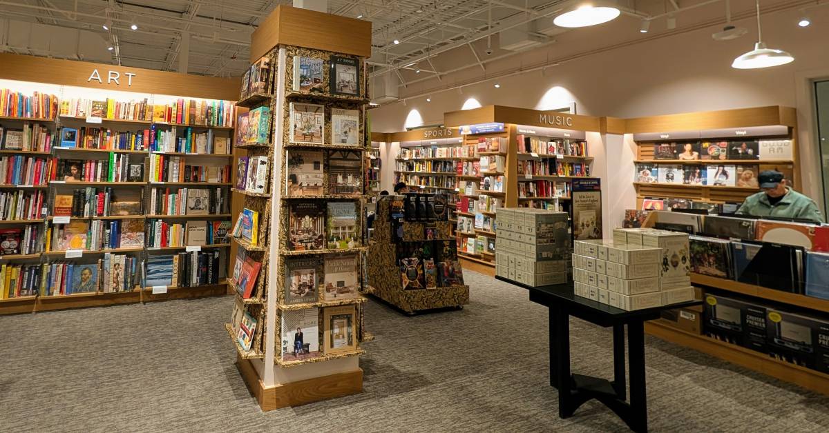 inside barnes and noble