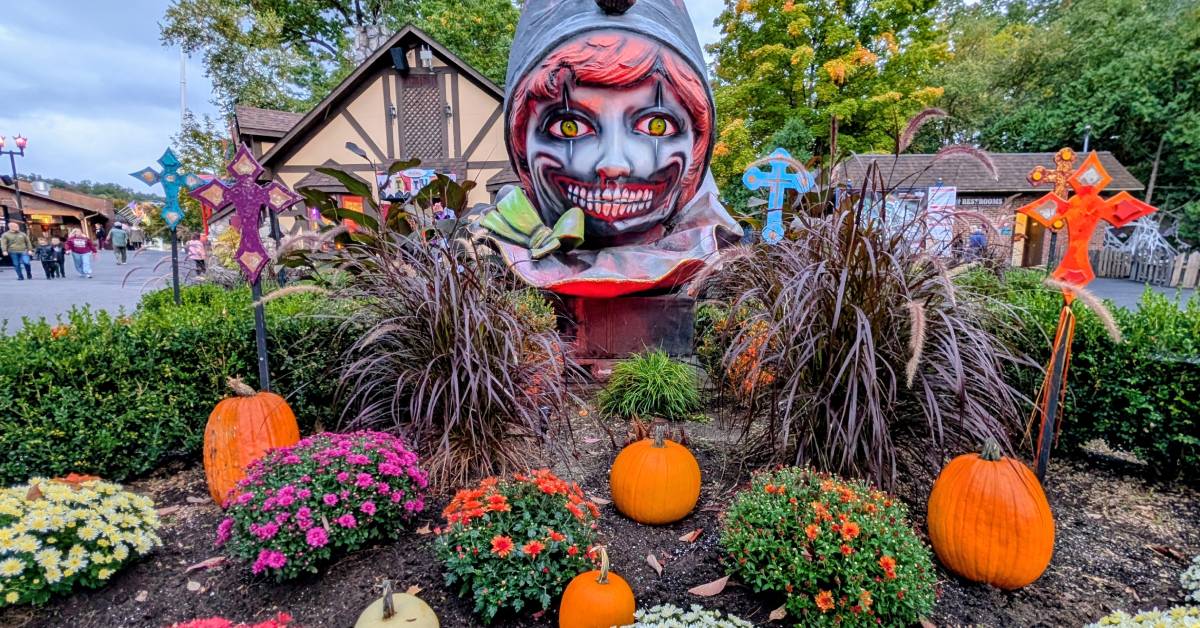 scary clown sculpture