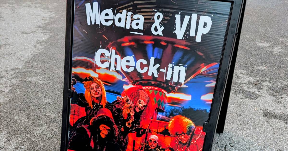 media and vip check in sign