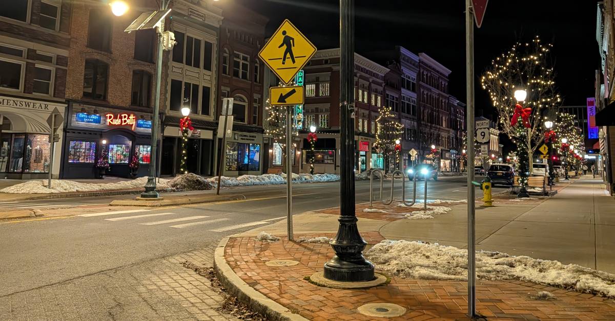 downtown glens falls in winter at night