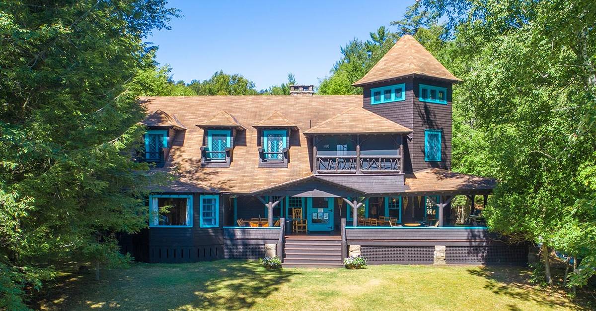 hemlock house