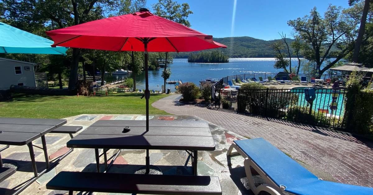 boulders resort pool and picnic tables by the lake