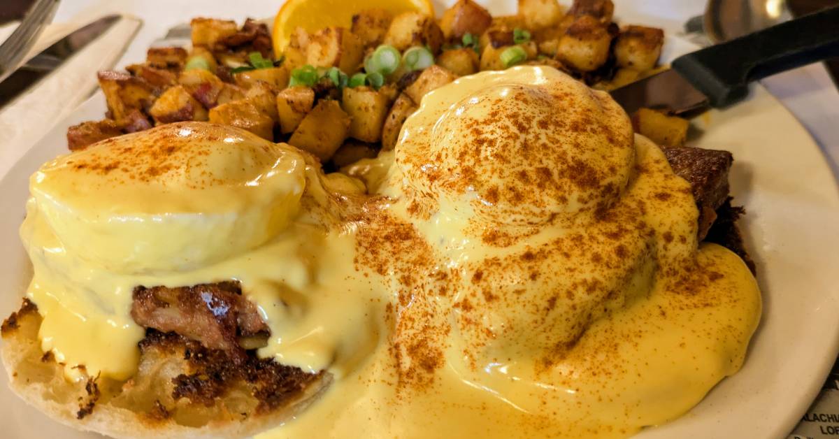 eggs benedict