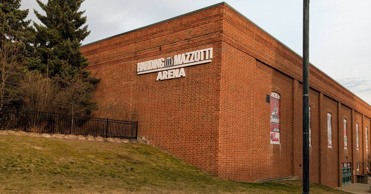 harding mazzotti arena exterior building