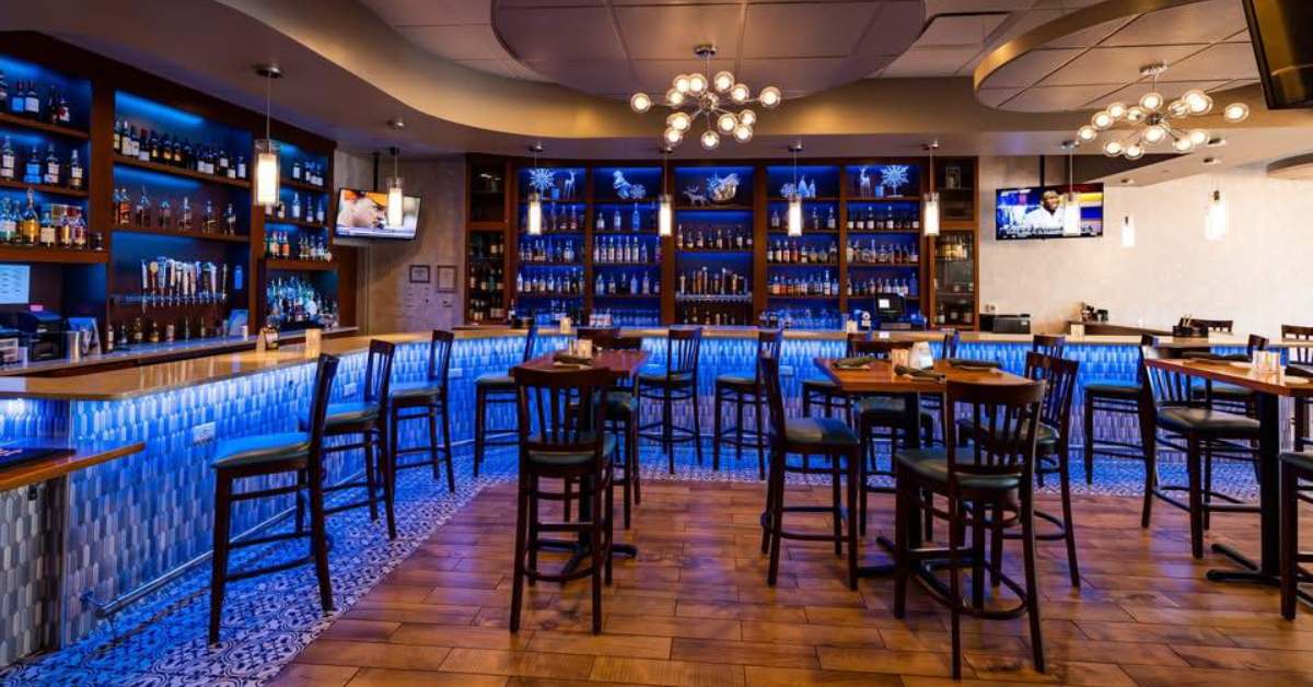 bar area at 30 park
