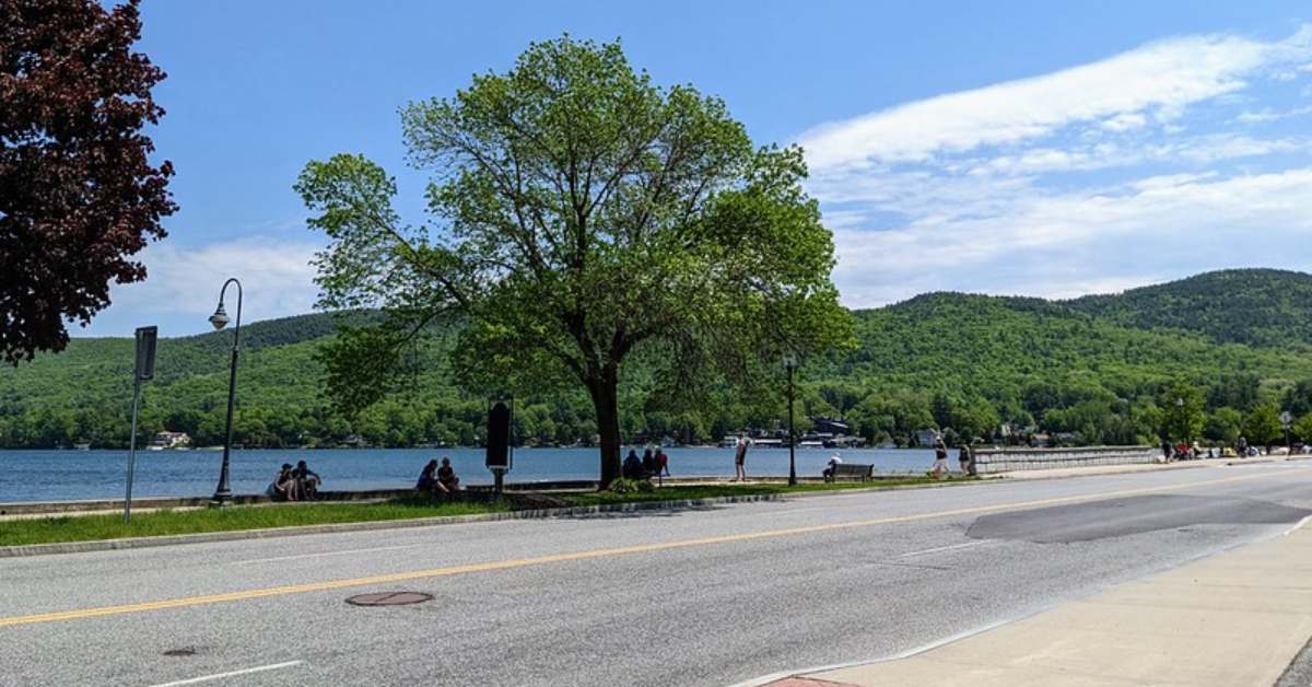 Road along Lake George