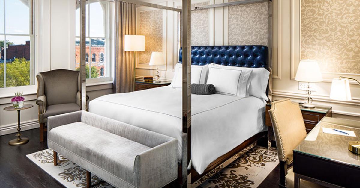 a guest room inside the Adelphi Hotel