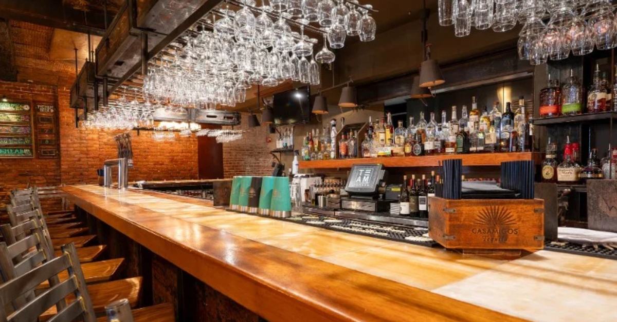 restaurant bar