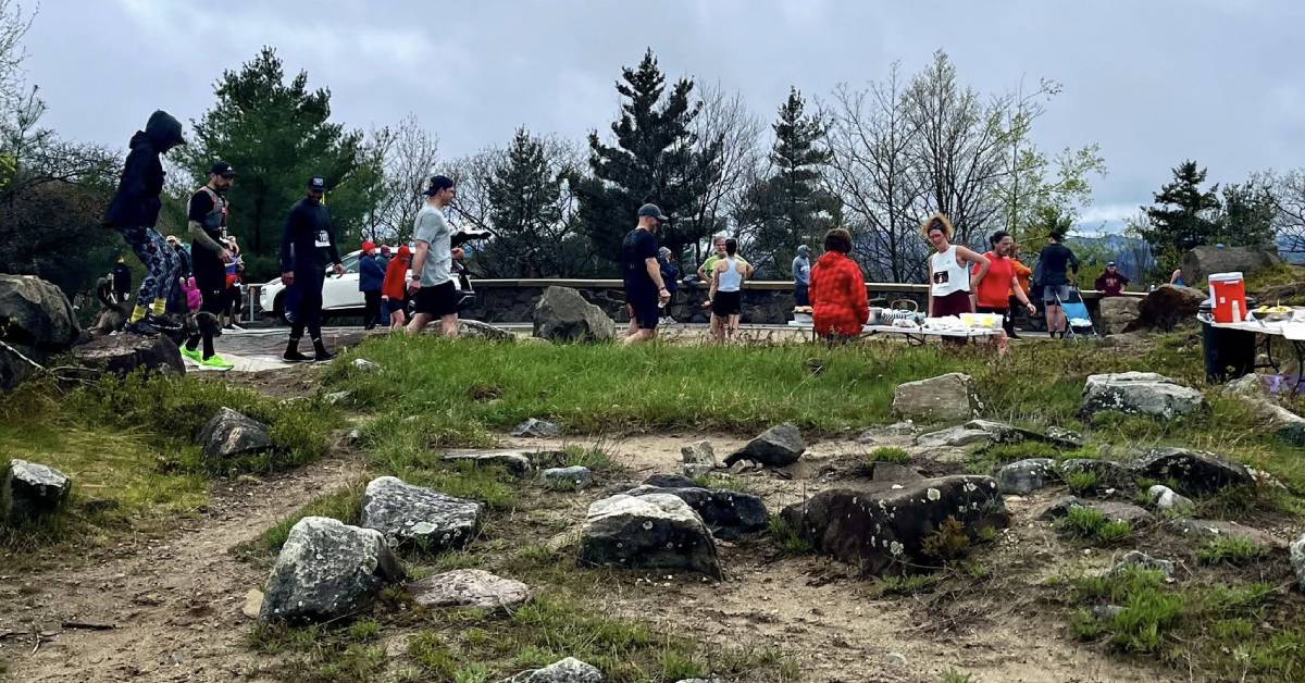 runners on top of prospect mountain