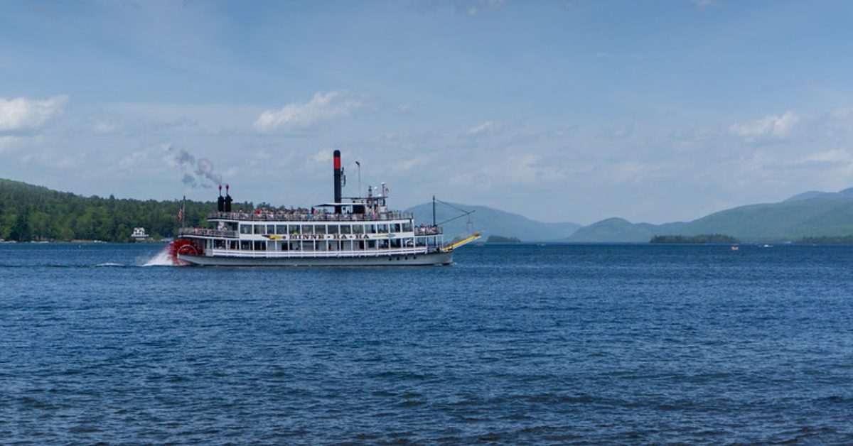 minne ha ha steamboat on lake george