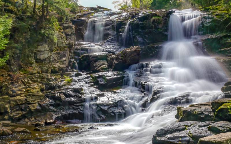 shelving rock falls