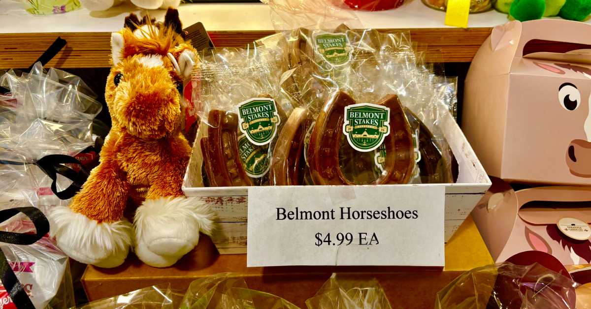 Belmont horseshoe snacks