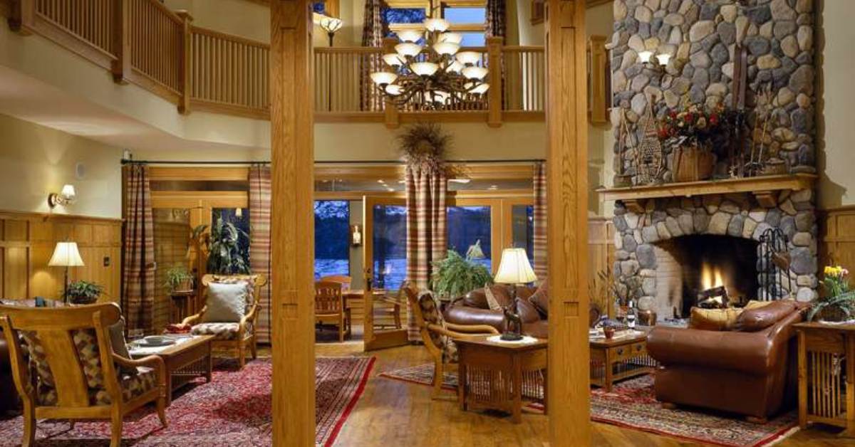 fern lodge interior