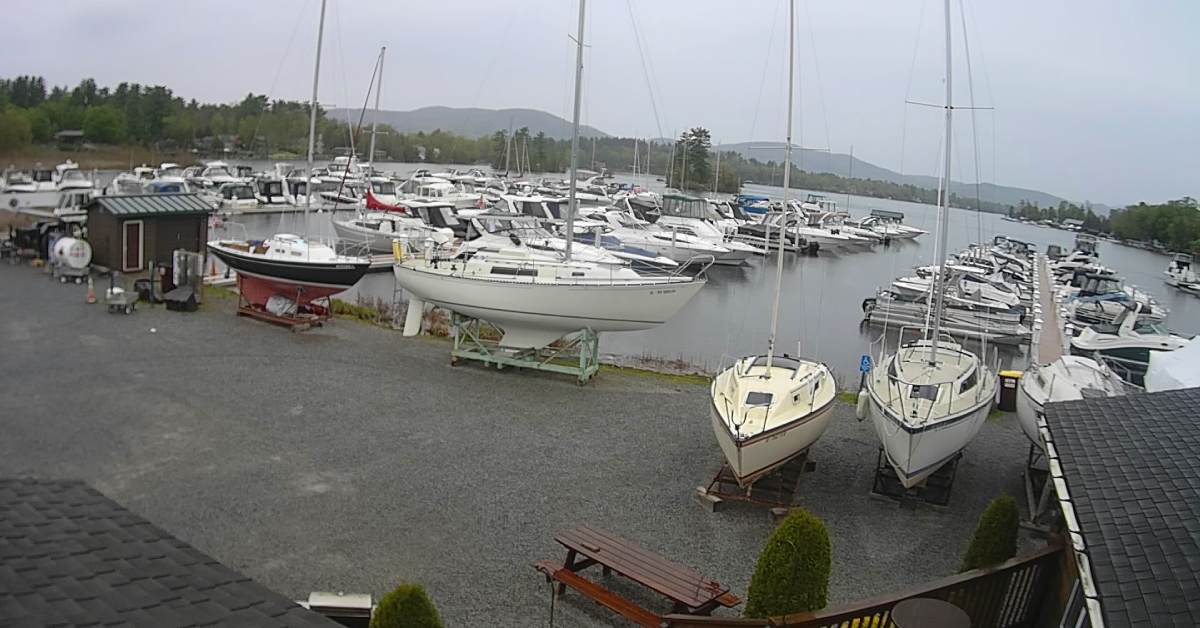 webcam facing boats and marina