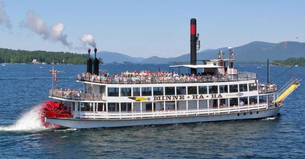 minne haha steamboat on lake george