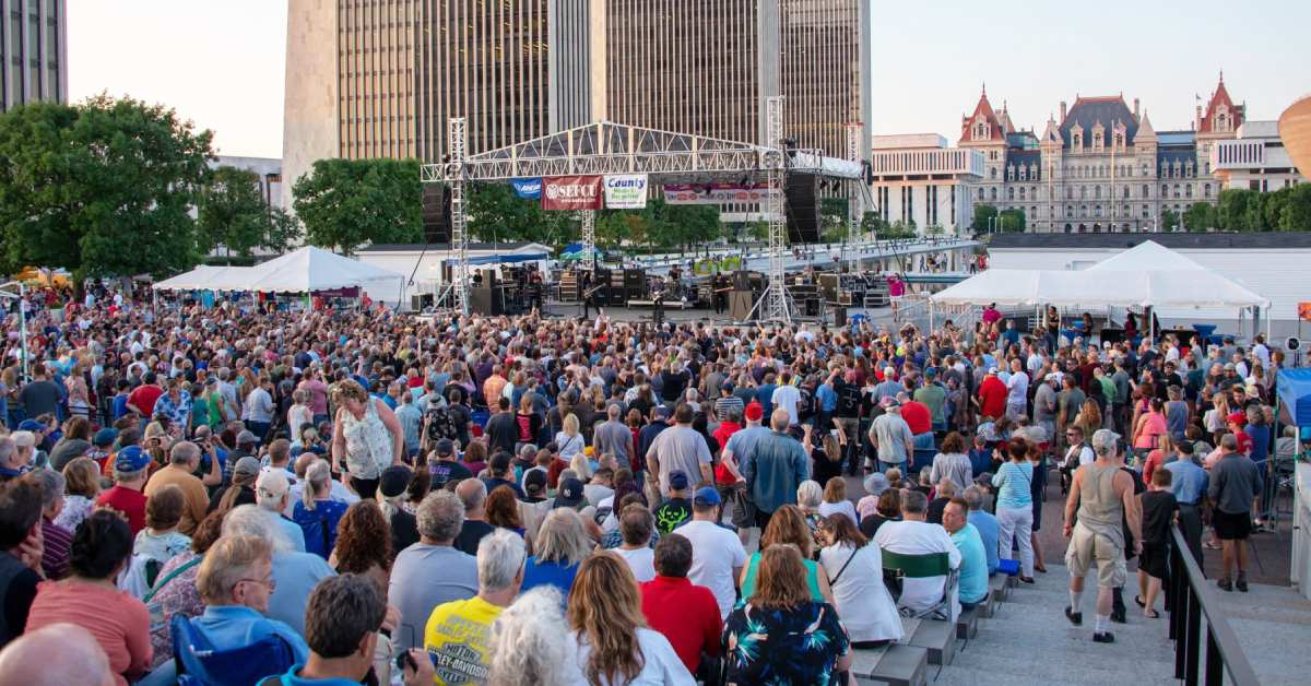 people at outdoor empire state plaza concert