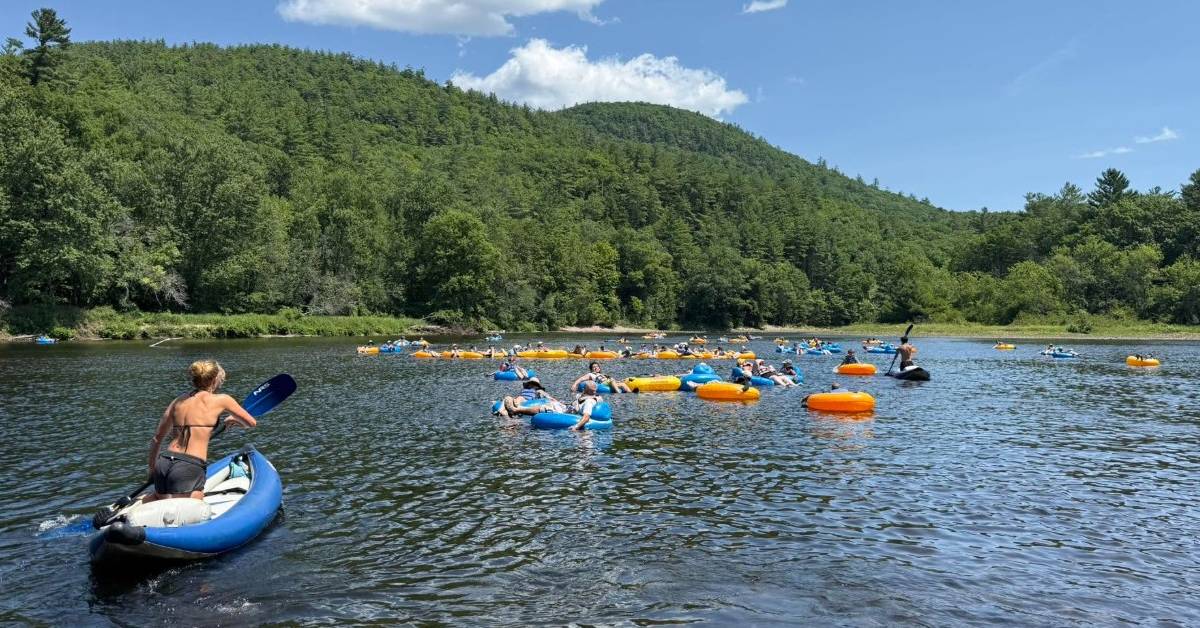 lazy river tubing