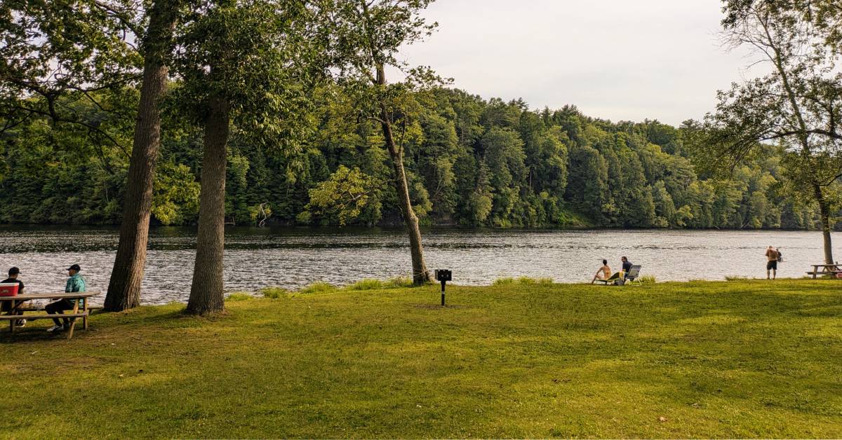 people picnicking at haviland cove park