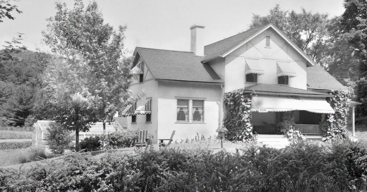 black and white image of cottage