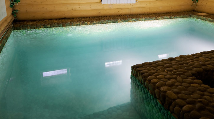 L shaped pool