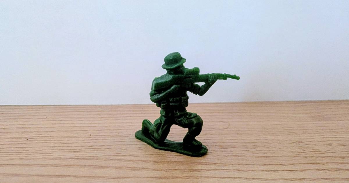green army man toy