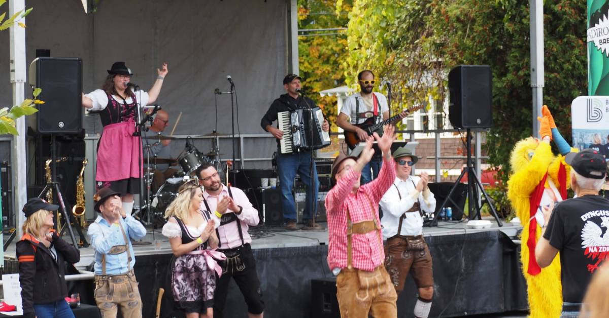 lake george oktoberfest music and dancing