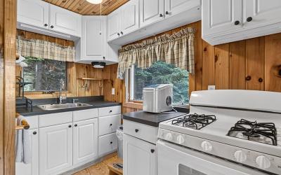 48 Whits End Way, Julie & Co. Realty