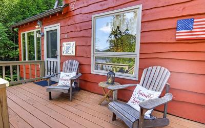 48 Whits End Way, Julie & Co. Realty