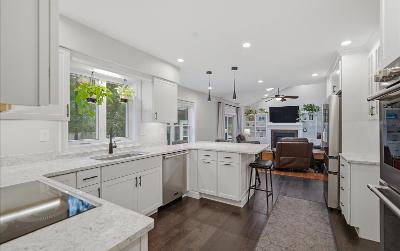 18 Orchard Park Drive, Julie & Co. Realty