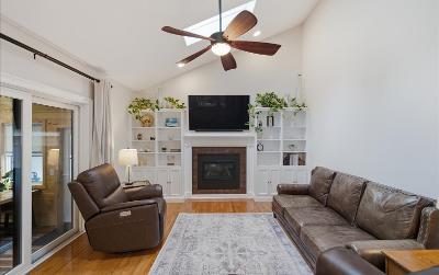 18 Orchard Park Drive, Julie & Co. Realty
