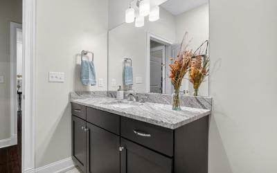 46 Union Avenue, Unit #105, Julie & Co. Realty