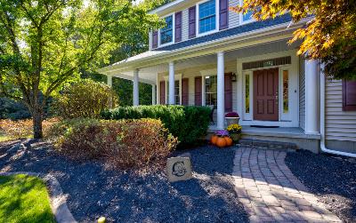 14 Little Drive, Julie & Co. Realty