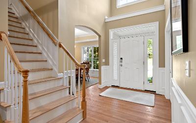 14 Little Drive, Julie & Co. Realty