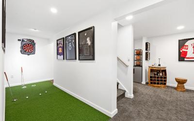 14 Little Drive, Julie & Co. Realty