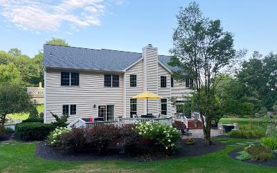 14 Little Drive, Julie & Co. Realty