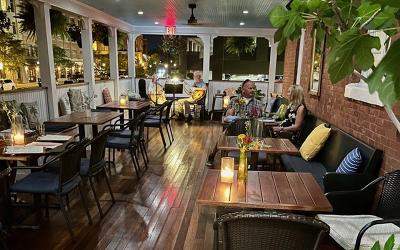 1 York Street, Julie & Co. Realty