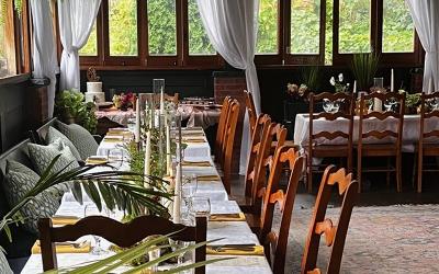 1 York Street, Julie & Co. Realty