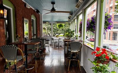 1 York Street, Julie & Co. Realty