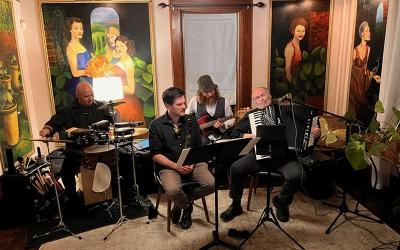 1 York Street, Julie & Co. Realty