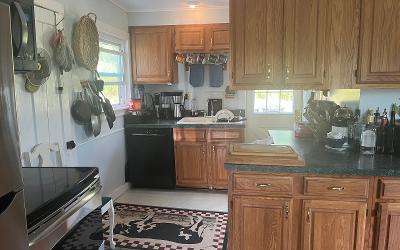 675 Creek Road, Julie & Co. Realty
