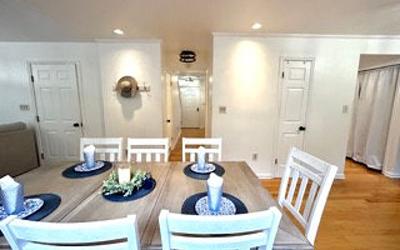 102 Trinity Place, Julie & Co. Realty