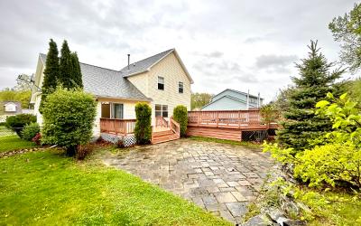 102 Trinity Place, Julie & Co. Realty