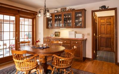 96 Hunter Lane, Julie & Co. Realty