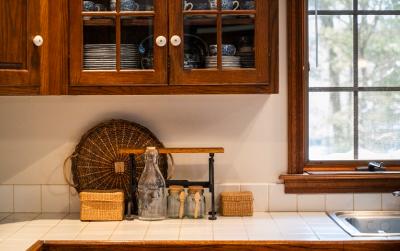 96 Hunter Lane, Julie & Co. Realty