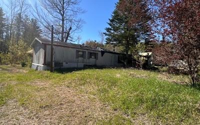 21 Shufelt Way, Julie & Co. Realty