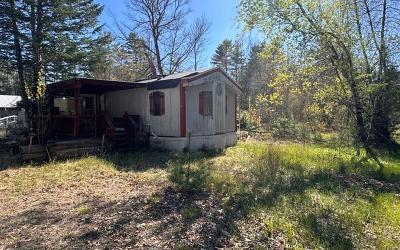 21 Shufelt Way, Julie & Co. Realty