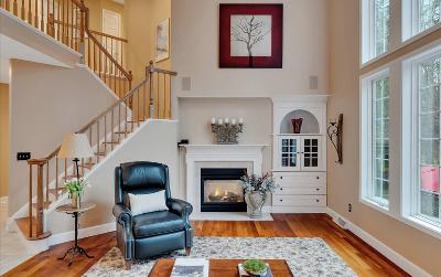 25 Rolling Brook Drive, Julie & Co. Realty