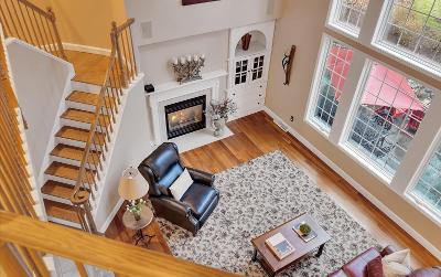 25 Rolling Brook Drive, Julie & Co. Realty