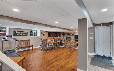 25 Rolling Brook Drive, Julie & Co. Realty