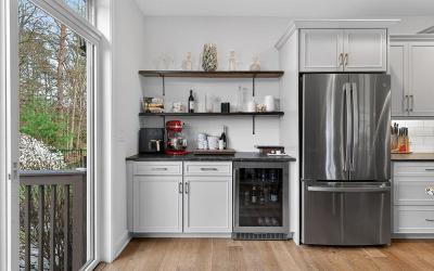 1 Cider Mill Way, Julie & Co. Realty